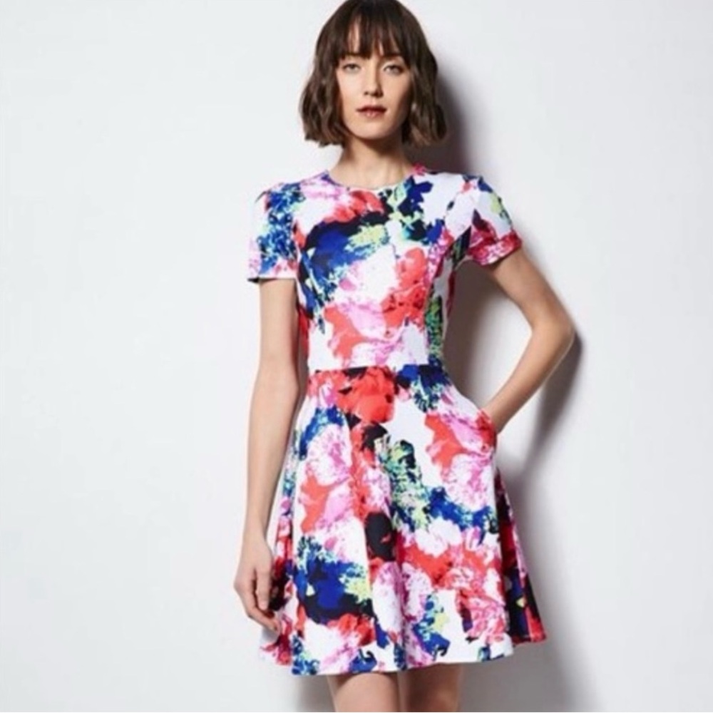 MILLY DesigNation Floral Fit & Flare
Scuba Dress size 6